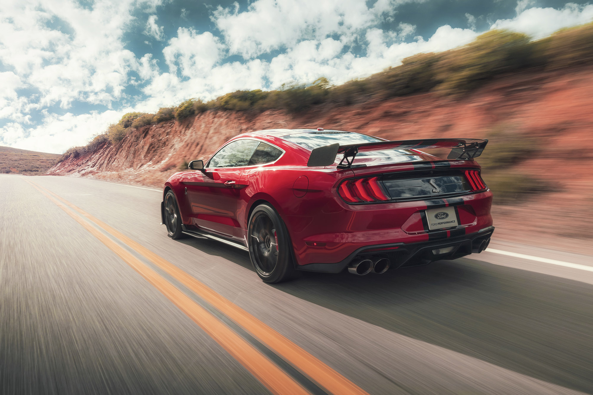 TopGear Magazine 165 inhoud: Ford Mustang Shelby GT500