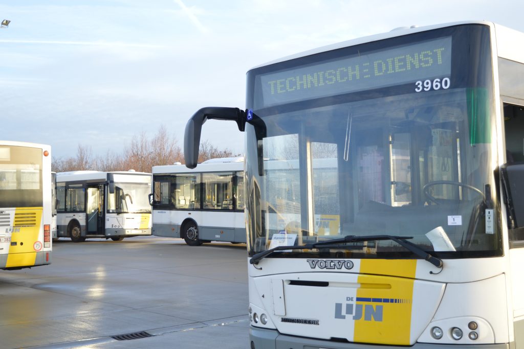 30 Belgische lijnbussen te koop voor weinig