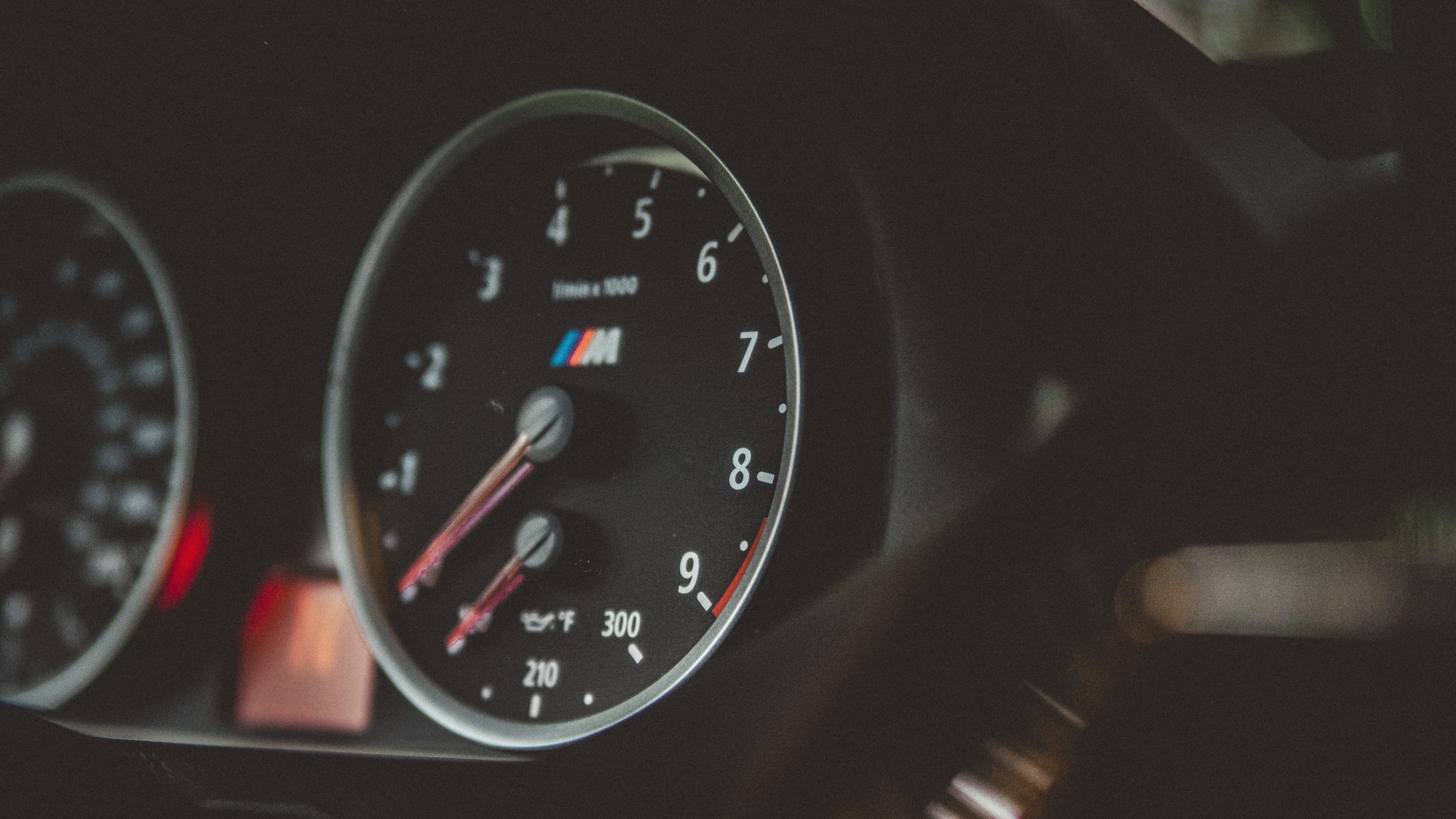 BMW M tellers