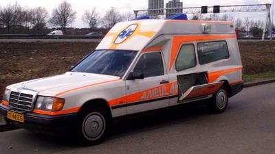 Oude Mercedes Ambulance