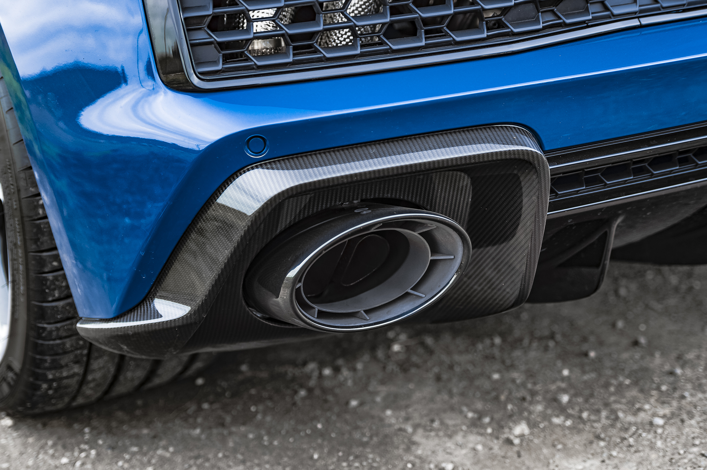 audi-r8-detail-uitlaat-v10