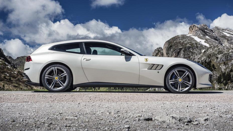 Ferrari GTC4Lusso