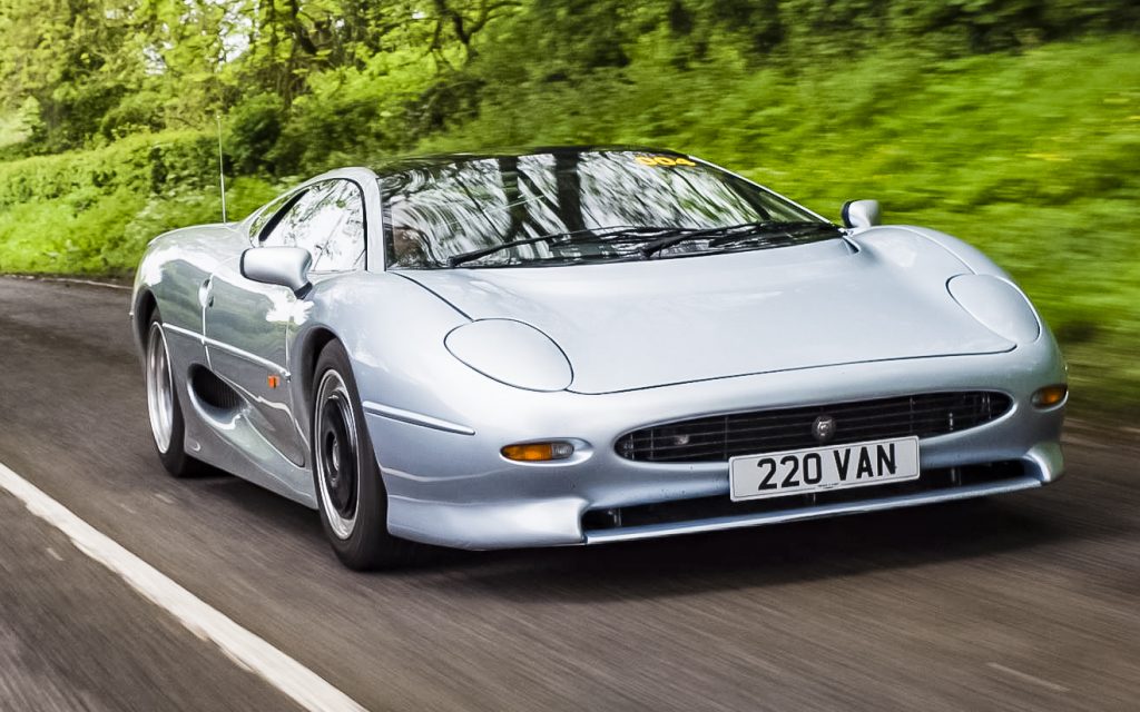 Supercars met minimotoren