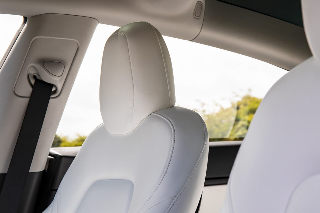 Tesla Model 3 hoofdsteun wit