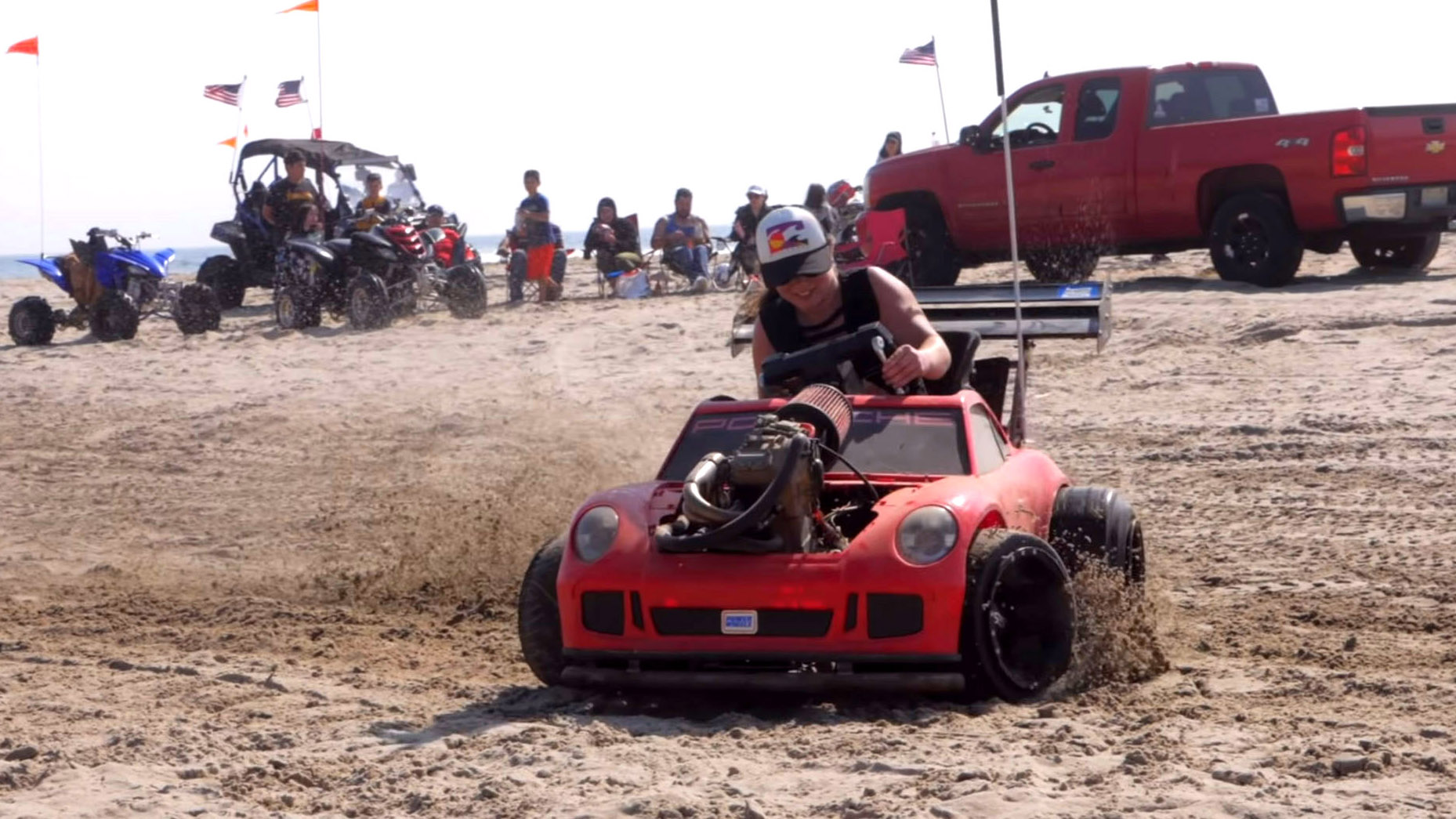 Speelgoed-Porsche met KTM-motor