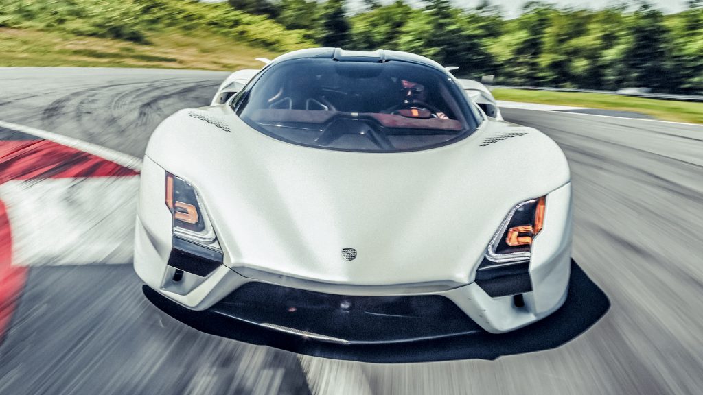 SSC Tuatara rijder voor