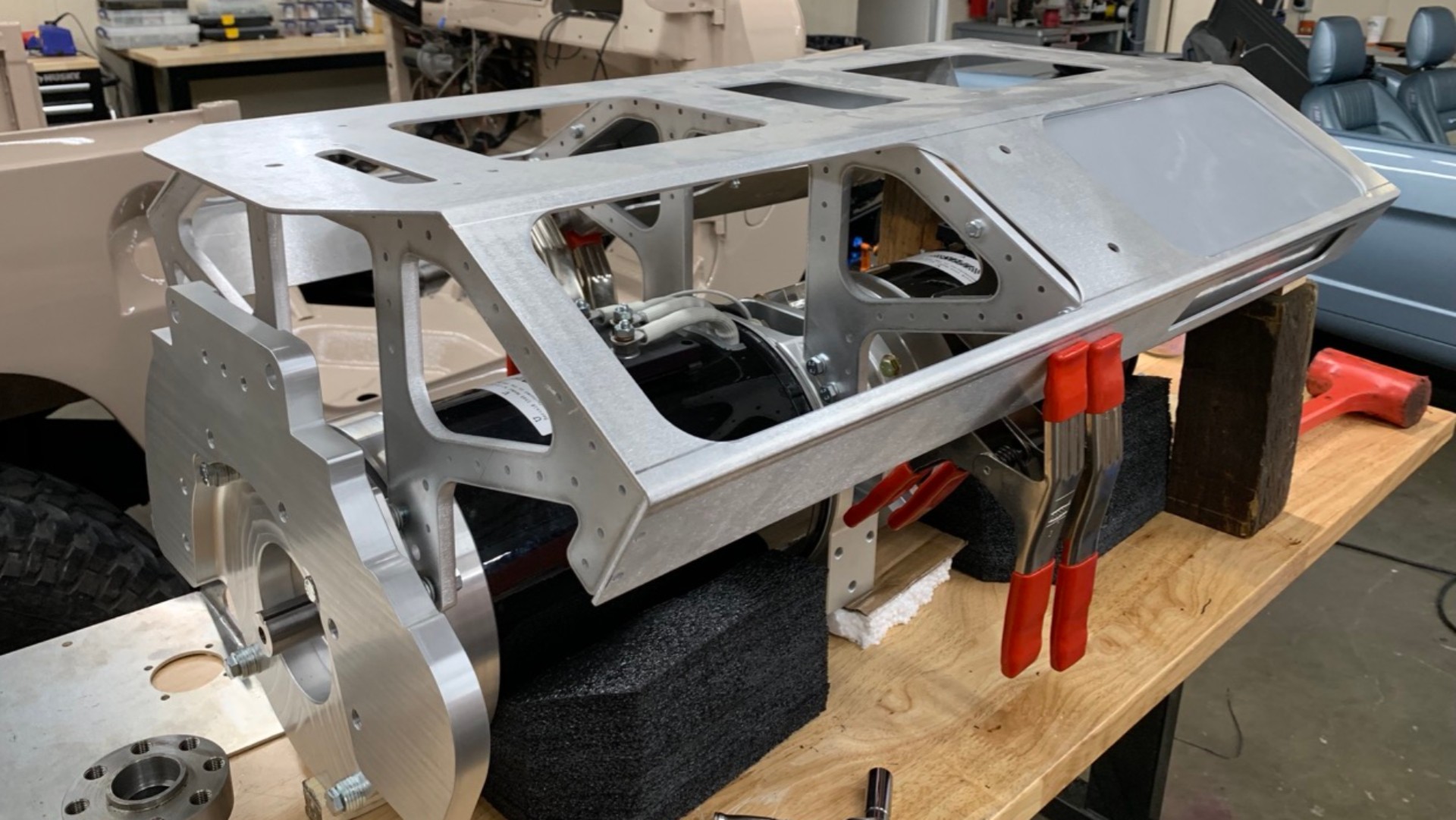 Elektrische V8