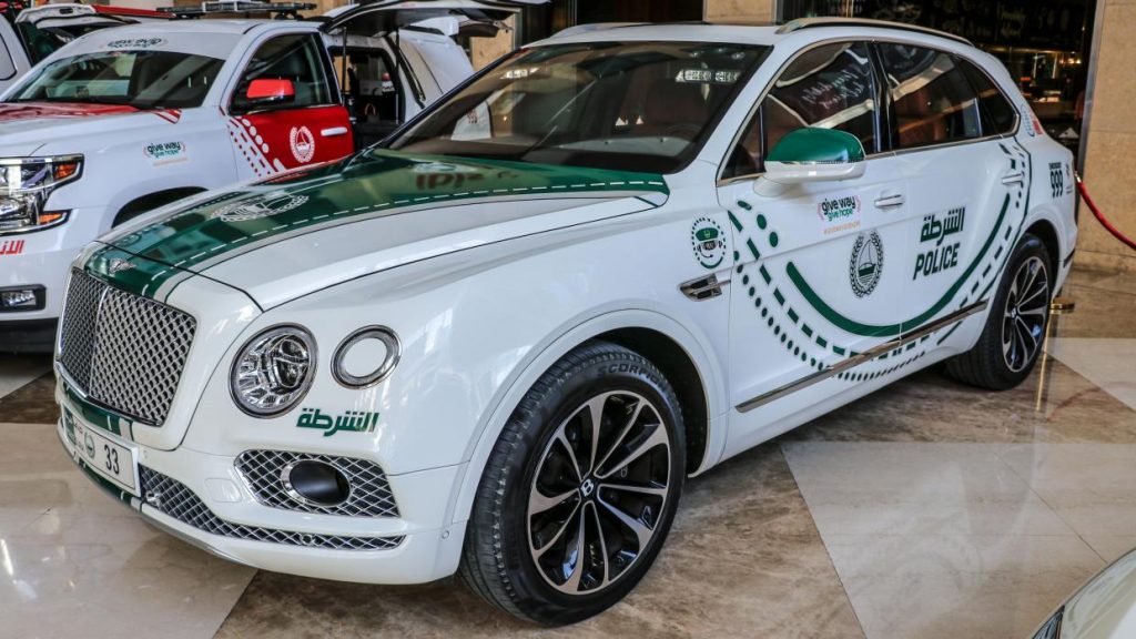 Bentley Bentayga politieauto in Dubai