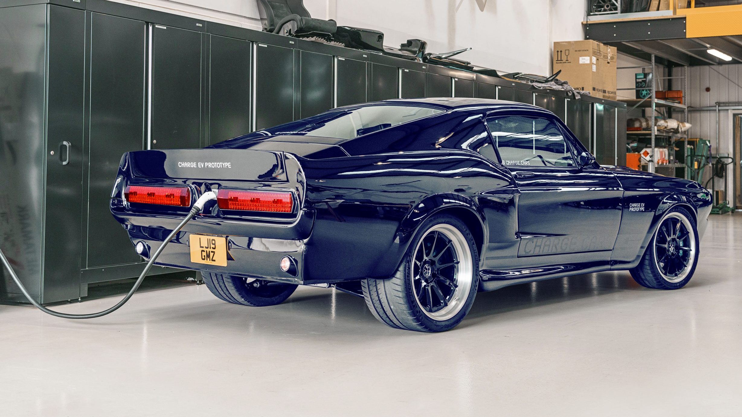 Elektrische Mustang Charge