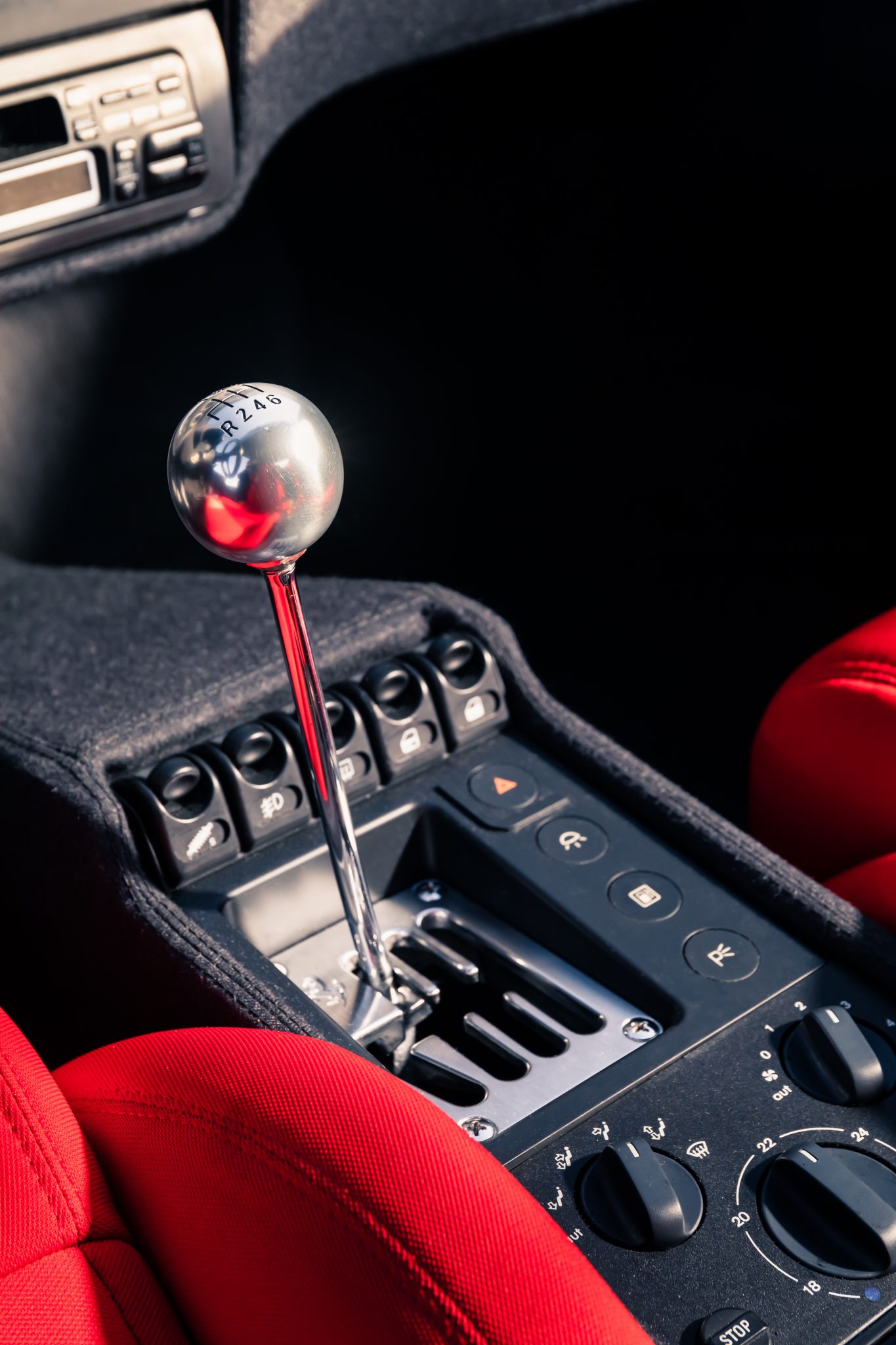 Handbak in de Ferrari 355 Modificata
