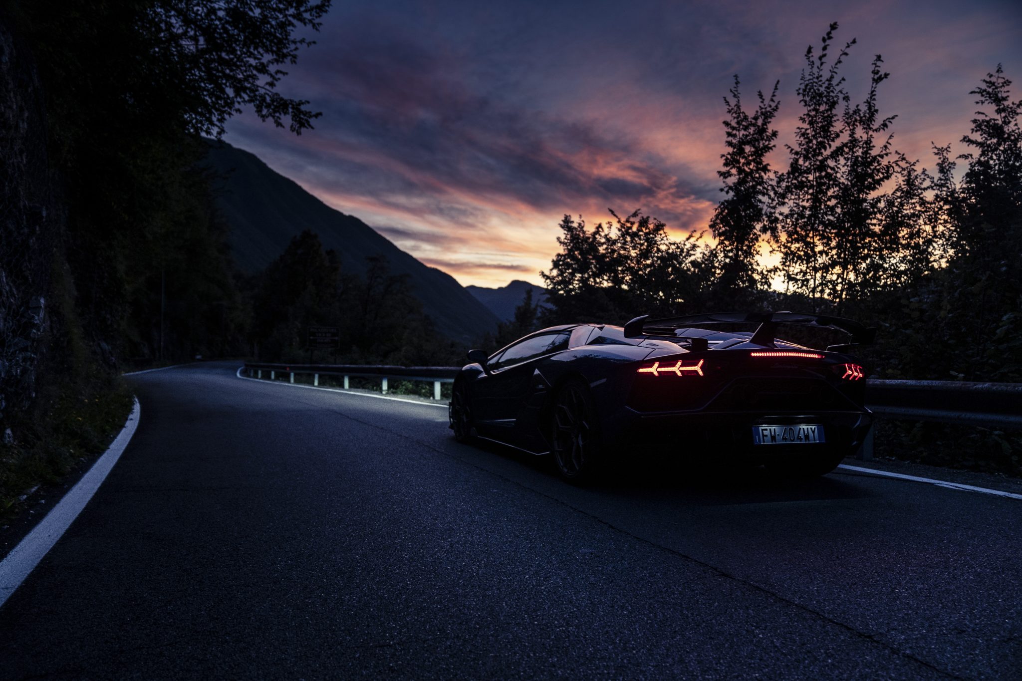 Lamborghini Aventador SVJ Roadster roadtrip