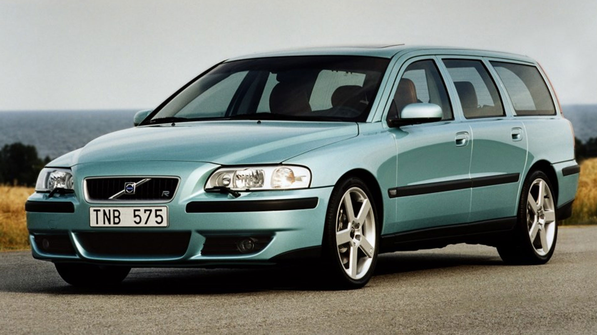 Volvo V70 R