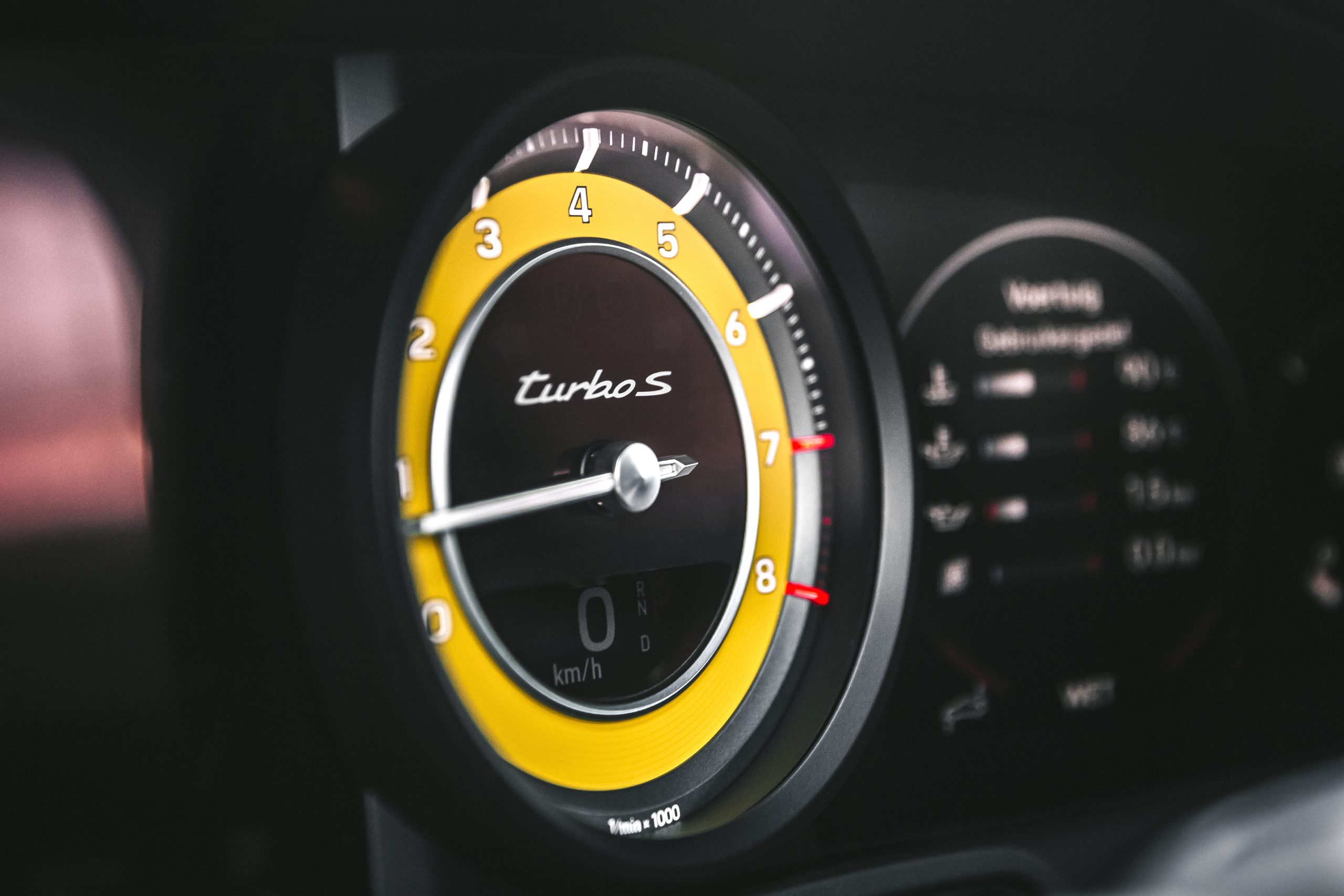 Teller Porsche 911 Turbo S 992