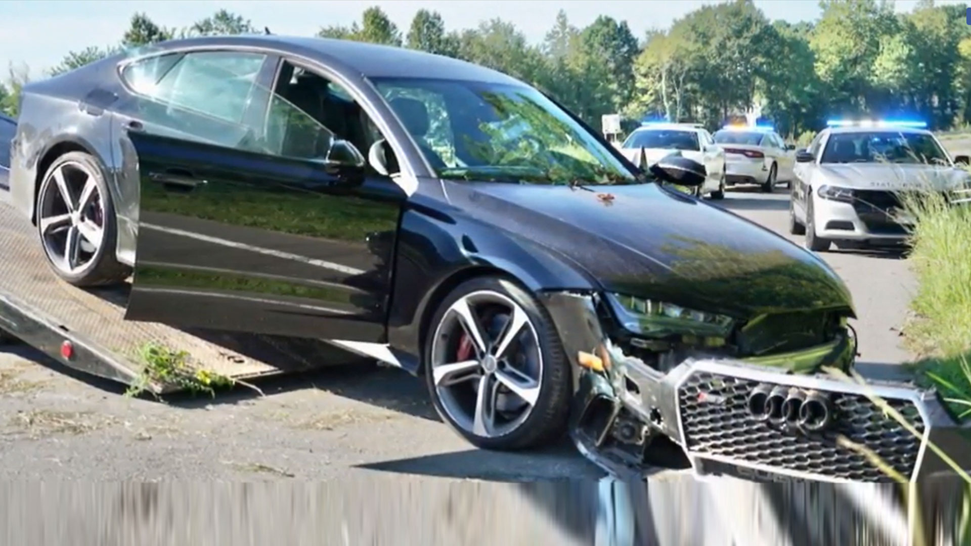 Audi RS 7 crasht na rit 300 kmu