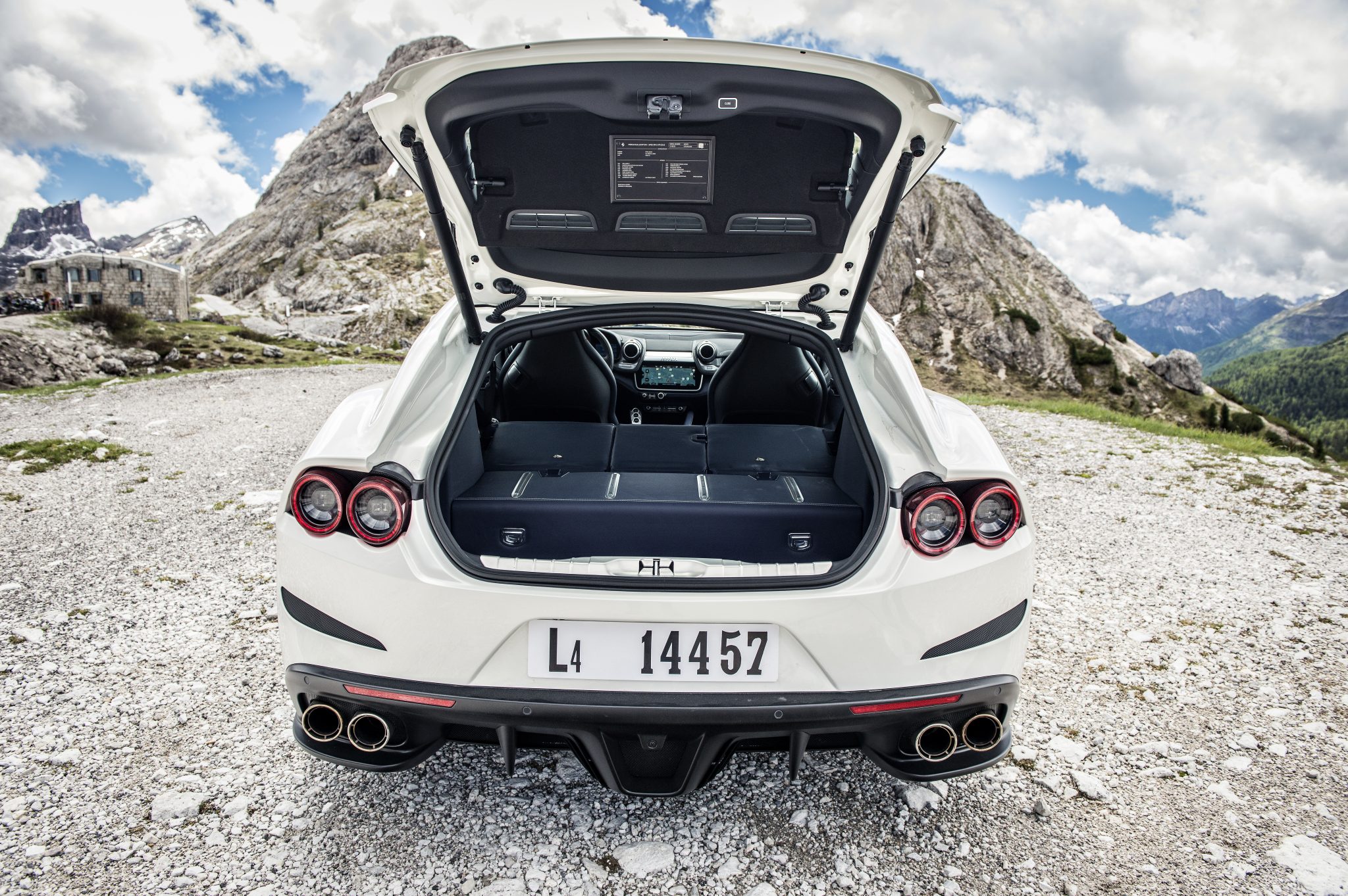 Kofferklep en achterbank Ferrari GTC4Lusso