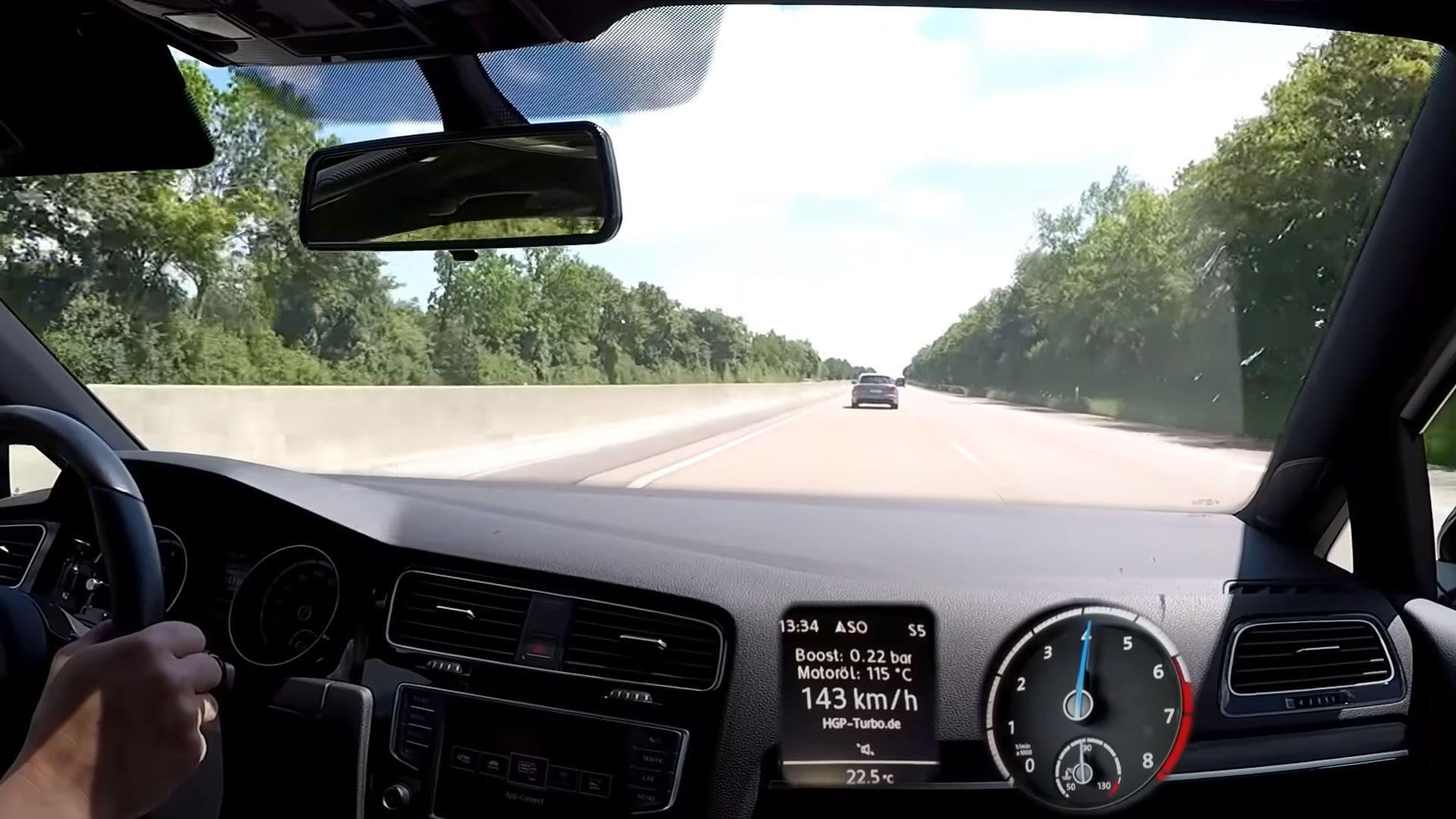HGP Golf 7 vs Audi RS6