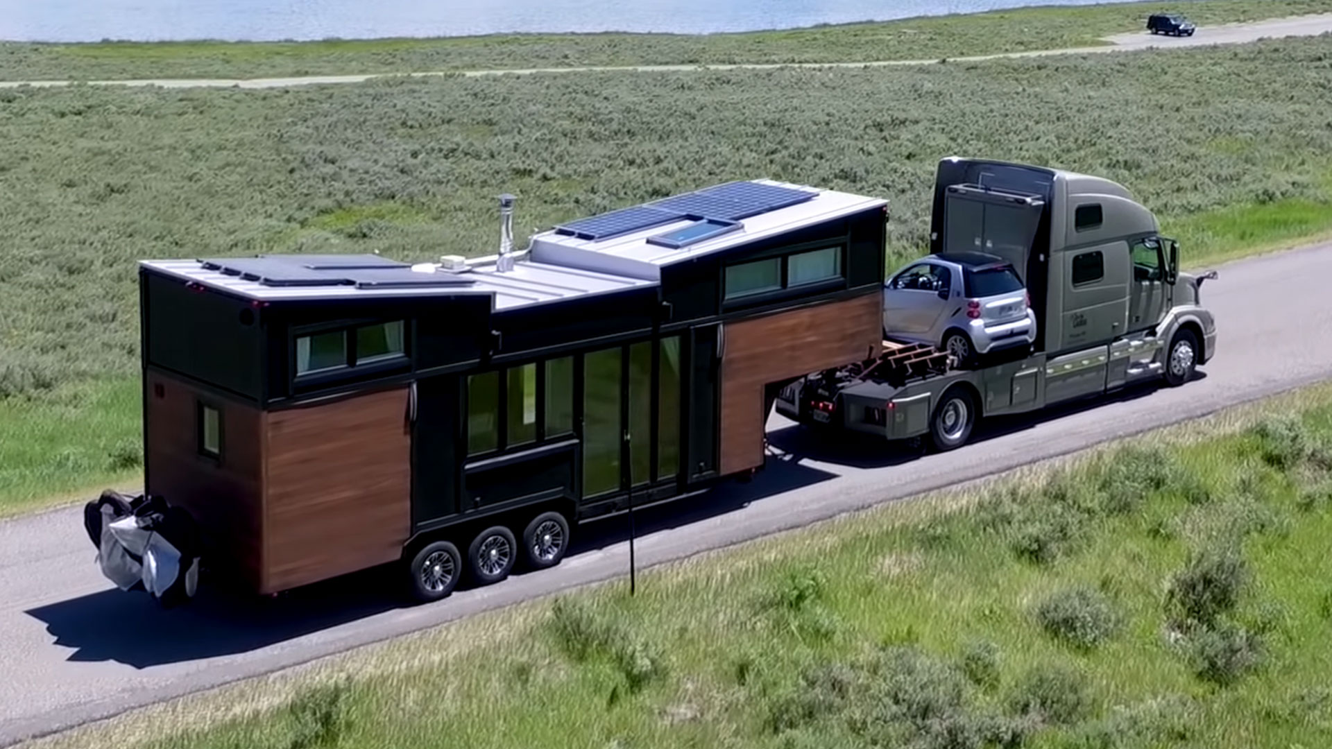 Mobiele tiny house gebruikt Tesla-batterijen