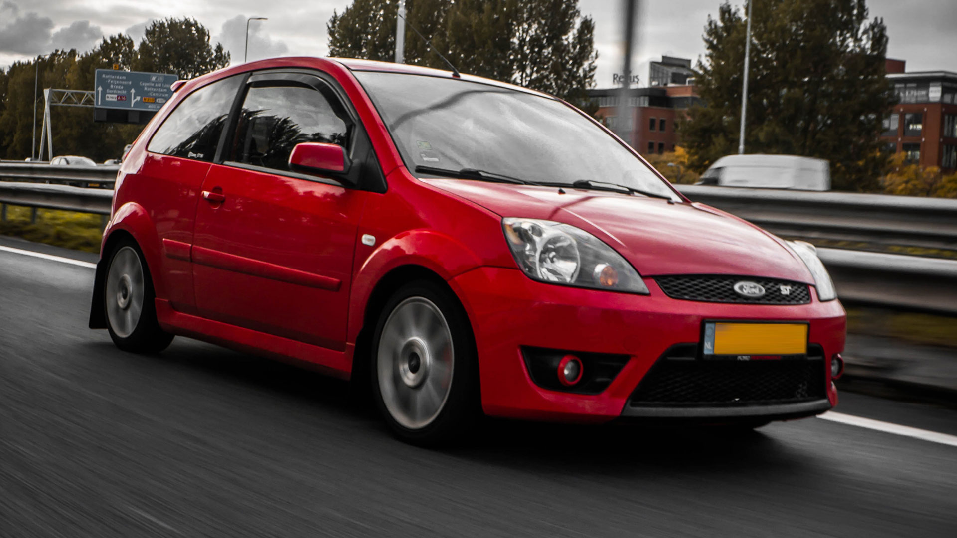 hoeveel mensen mag je in de auto