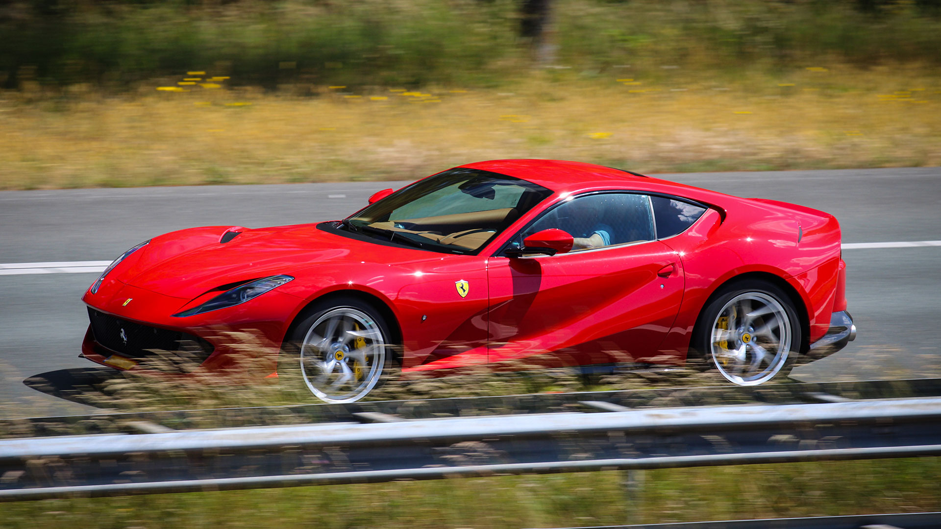 Ferrari 812 Superfast voor lijstje Auto's met de hoogste BPM van 2020