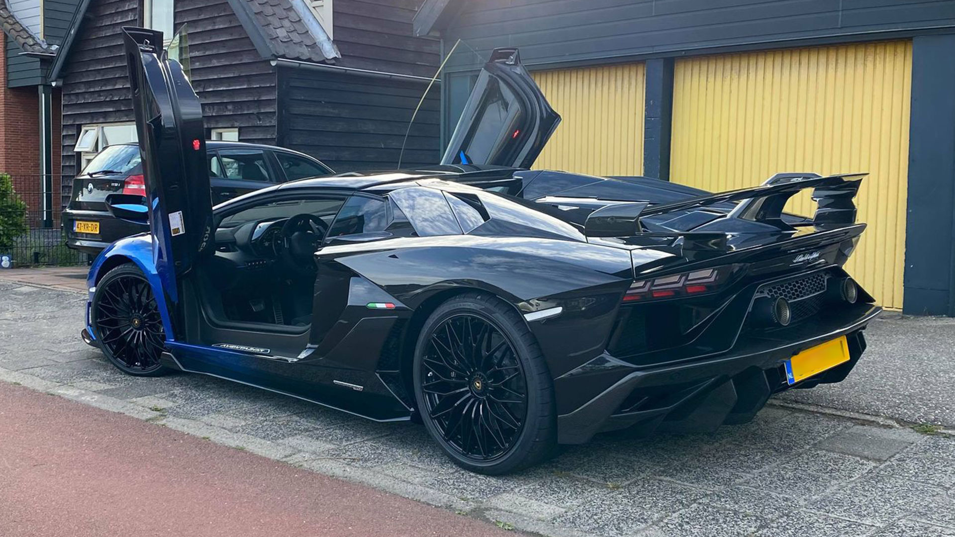 Lamborghini SVJ Roadster - duurste auto van Nederland in2020