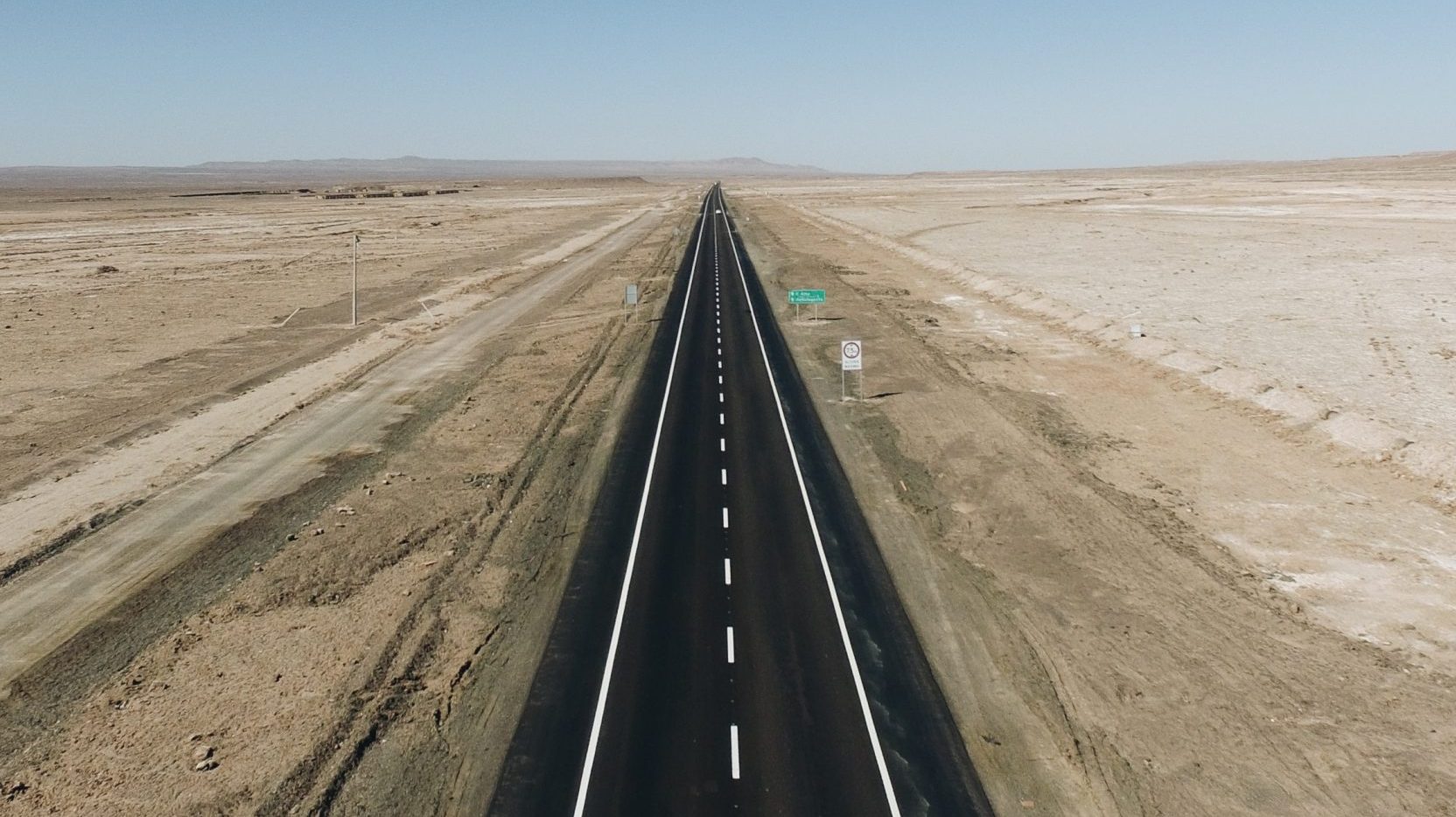 De langste rechte weg ter wereld