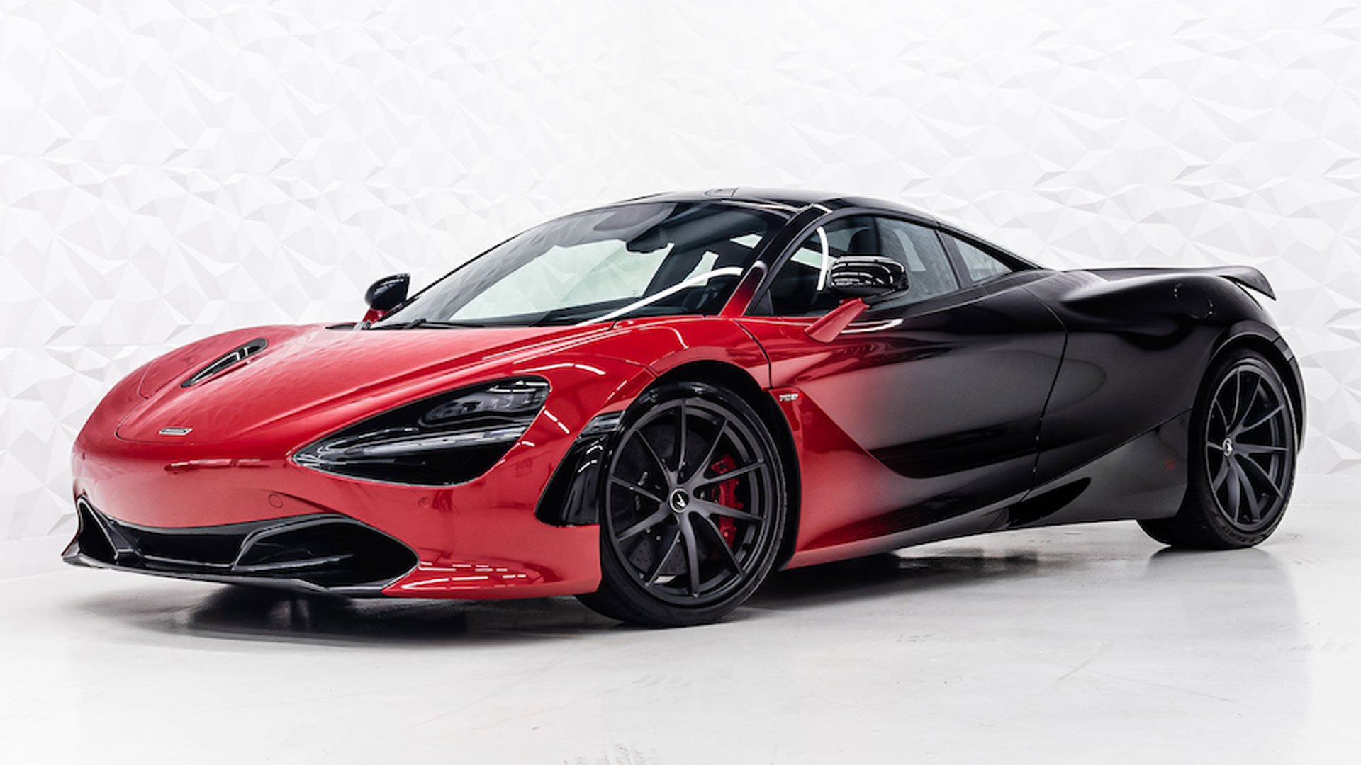 Rico Verhoeven McLaren 720S met wrap