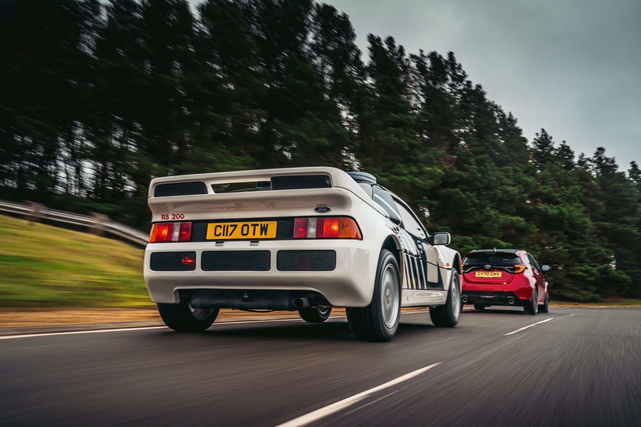 Ford RS 200 vs toyota GR Yaris
