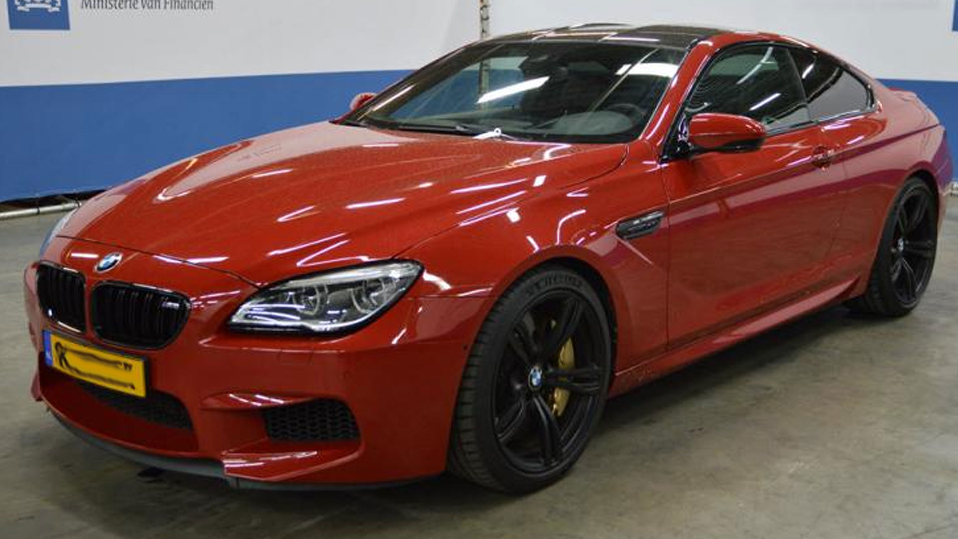 BMW M6 rood