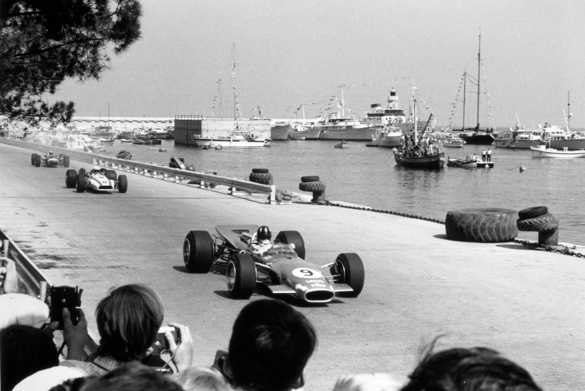 Lotus 49
