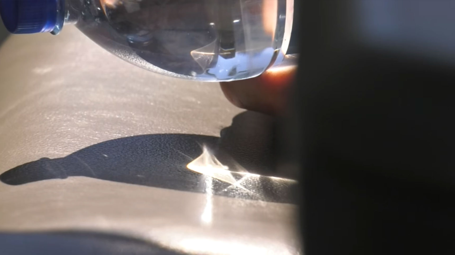 Waterflesje in de zon